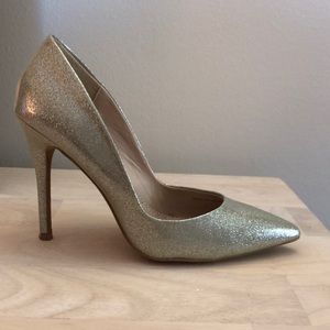 Sparkly Silver/Gold CHARLES by Charles David Pumps